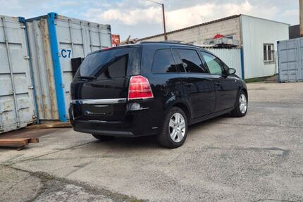 Opel Zafira 392.200 km 1.999 € Hamm 59077