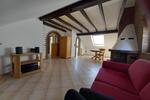 2 Zimmer DG-Wohnung zu vermieten zimmer
