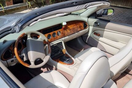Jaguar XK8 166.000 km 16.950 &euro; Selm 59379