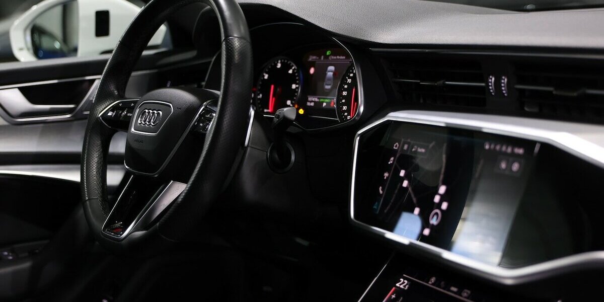Audi A6 LIMO 40 TDI S-LINE SPORT WHITE & BLACK B&O 107.000 km 31.444 &euro; Hamm 59077
