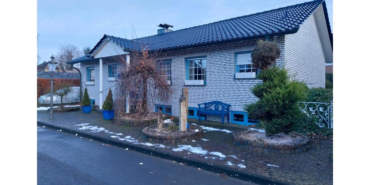 Bungalow Ennigerloh - 2 Zimmer, 142 m&sup2;, 1.500&euro; | Angebot:24806027