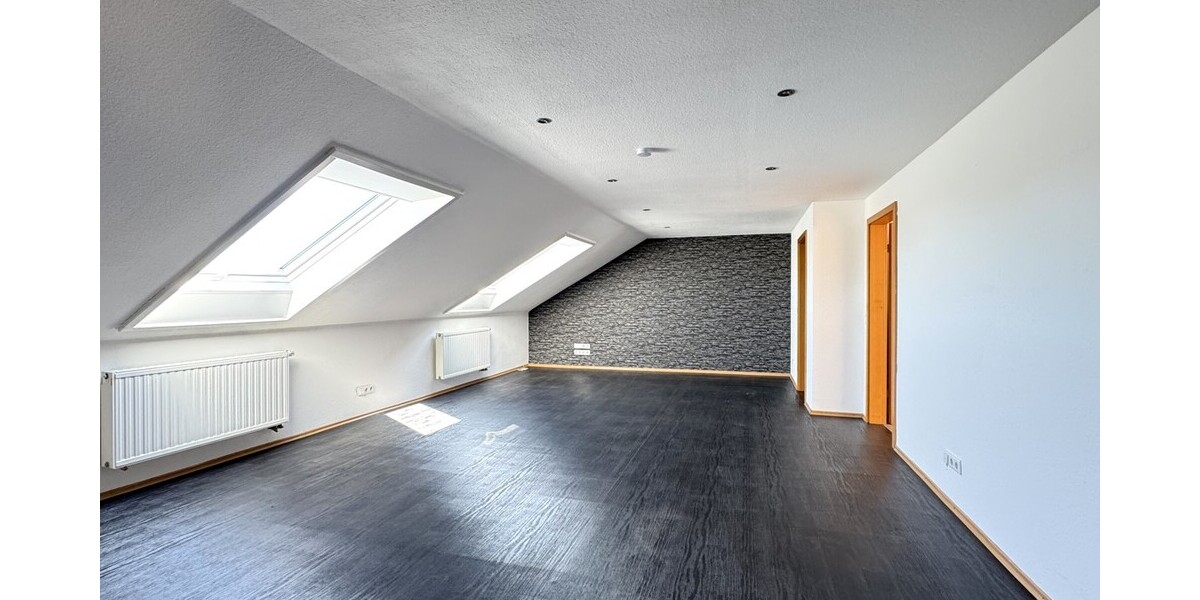 Helle 2-Zimmer-Wohnung im Dachgeschoss eines gepflegten Dreifamilienhauses! - Dachgeschoßwohnung Drensteinfurt Rinkerode | Angebot:26351520