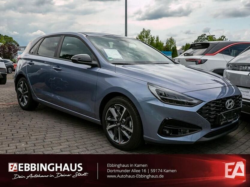 i30