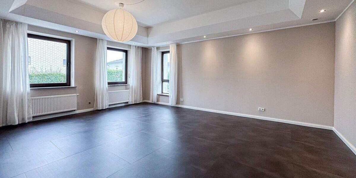 **Erdgeschosswohnung der Extraklasse mit Garten** 4 zimmer