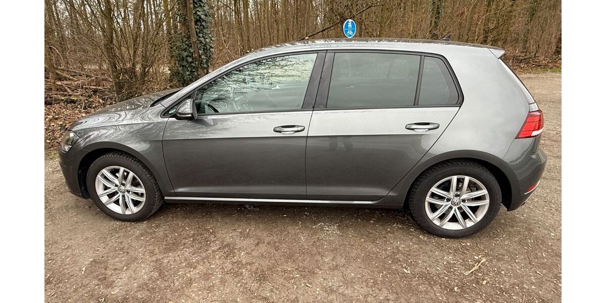 VW Golf 61.500 km 14.800 &euro; Beckum 59269