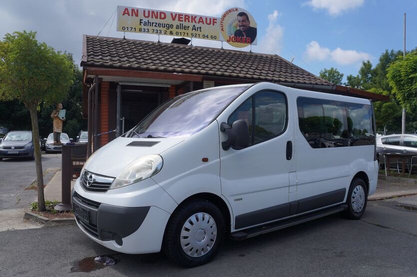 Opel Vivaro 228.711 km 6.090 € Erwitte 59597