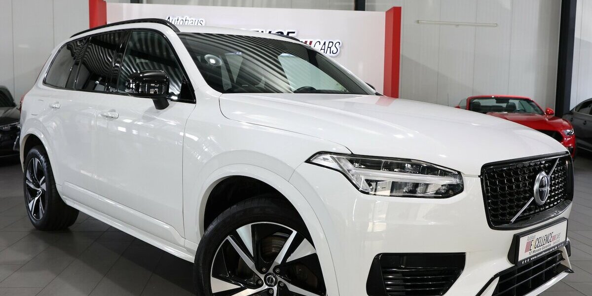 Volvo XC90 RECHARGE P-HEV AWD R-DESIGN SPORT 7-SITZER 137.000 km 36.991 &euro; Hamm 59077
