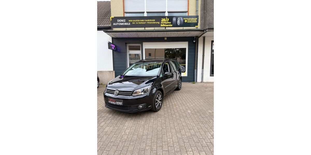 VW Touran 141.858 km 9.700 &euro; Lünen 44532