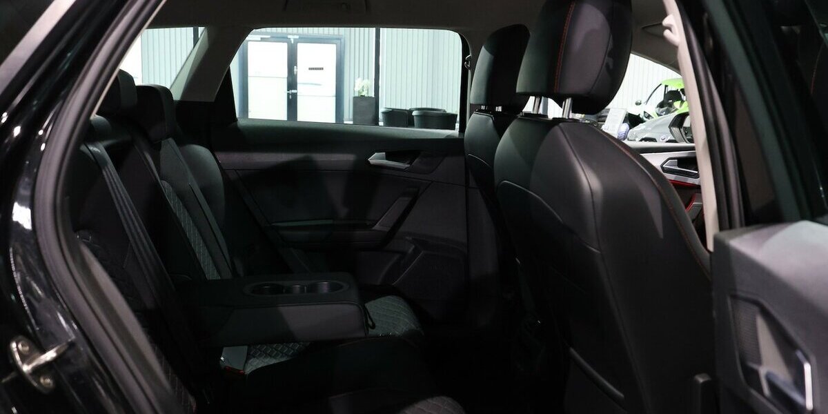 Seat Leon ST 1.4 TSI E HYBRID DSG FR-SPORT / LED, VC 65.000 km 20.777 &euro; Hamm 59077