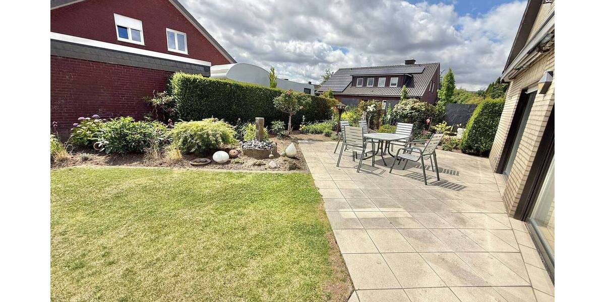 Mehrfamilienhaus, Wohnhaus Ennigerloh Ostenfelde - 7 Zimmer, 191 m&sup2;, 320.000&euro; | Angebot:23941047