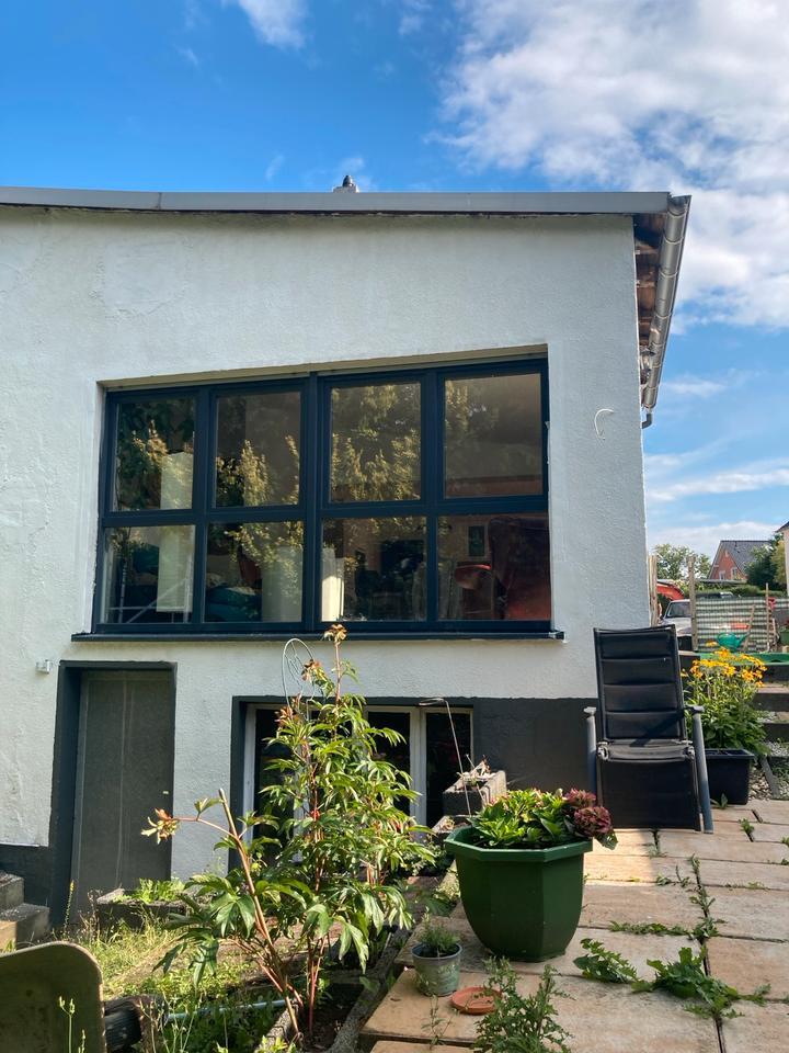 EFH mit Gewerbeeinheit - teils modernisierungsbedürftig