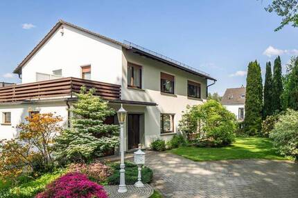 Haus Arnsberg / Neheim Neheim-Hüsten - 5 Zimmer, 182 m&sup2;, 399.000&euro; | Angebot:26916536
