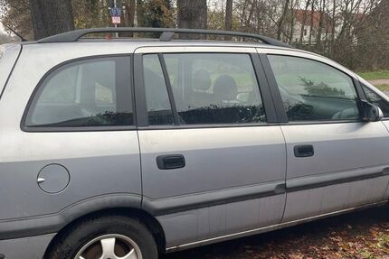 Opel Zafira 222.000 km 1.900 &euro; Bönen 59199