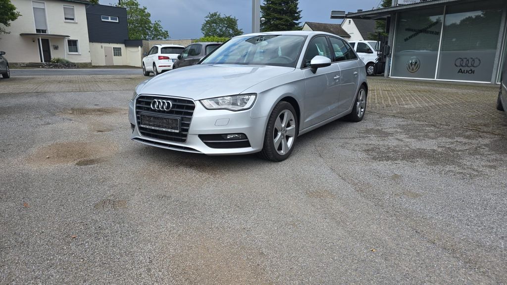 Audi A3 185.733 km 7.600 &euro; Lippetal 59510