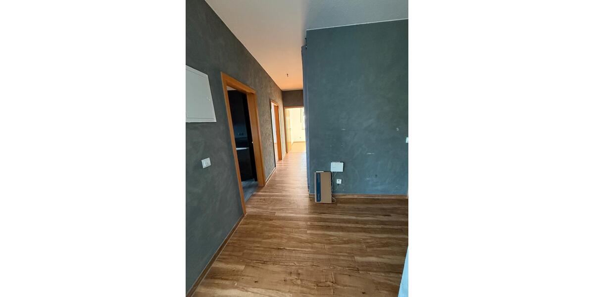 Dachgeschoßwohnung Bönen - 2 Zimmer, 80 m&sup2;, 1.000&euro; | Angebot:26374098